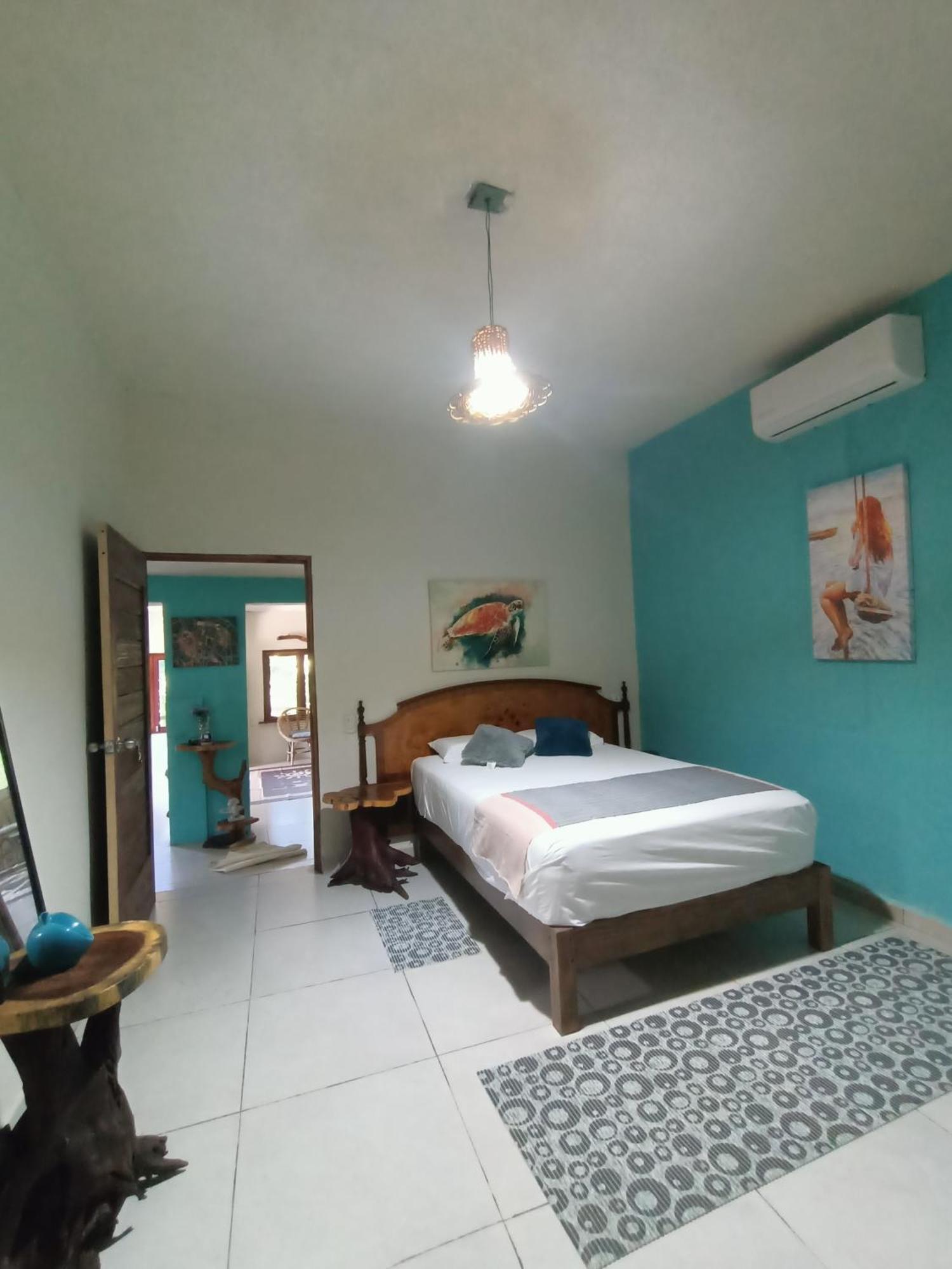 Mar De Fondo Bed and Breakfast Puerto Escondido  Kamer foto