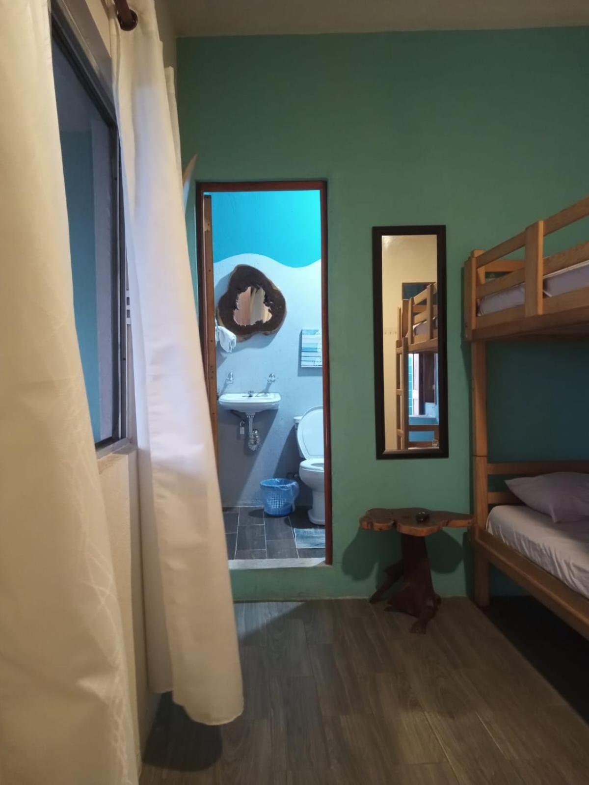 Mar De Fondo Bed and Breakfast Puerto Escondido  Buitenkant foto